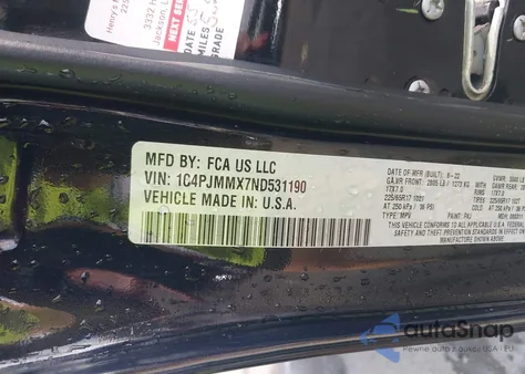 2022 Jeep Cherokee Latitude Lux 4X4 z USA, uszkodzony, nr VIN 1C4PJMMX7ND531190